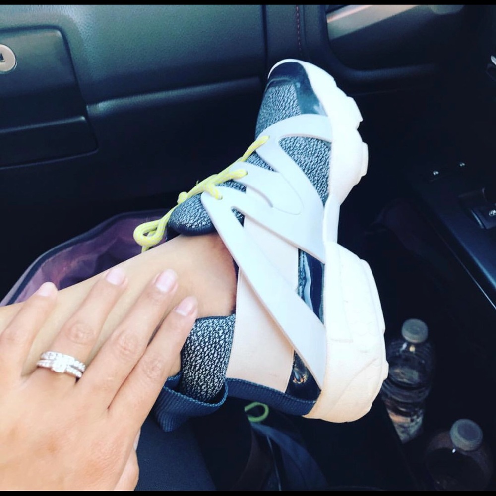 Mango shoes